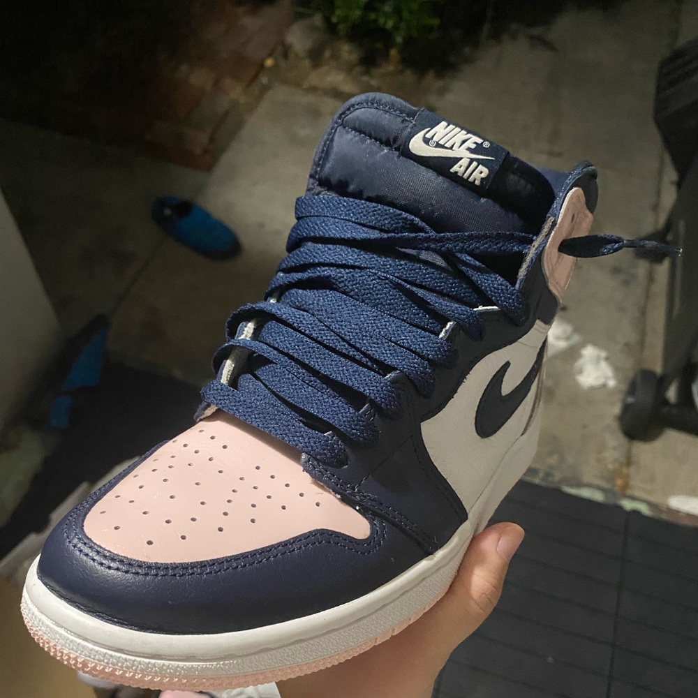 Bubble gum atmosphere 1’s